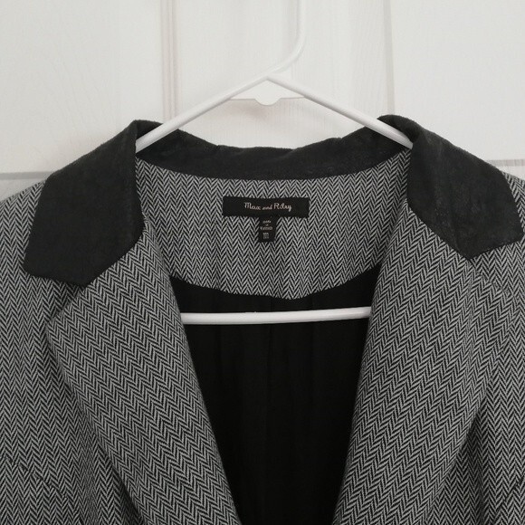 Max and Riley Black and Grey Tailored Blazer with Elbow Patches Medium - Picture 3 of 4